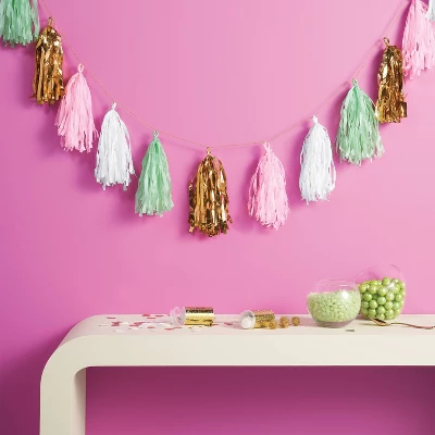 Tassels Party Banner - Spritz™ 1 Tassels Party Banner - Spritz™