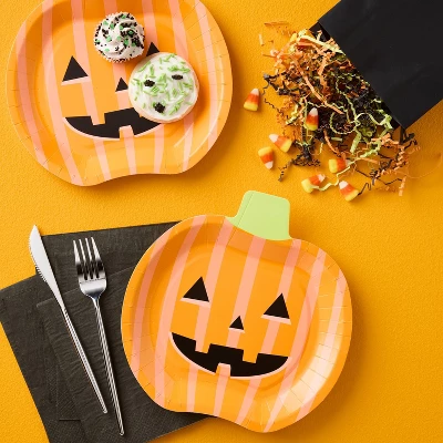 10ct Halloween Jack-O'-Lantern Pumpkin Shaped Dinner Plate - Spritz™ 1 10ct Halloween Jack-O'-Lantern Pumpkin Shaped Dinner Plate - Spritz™