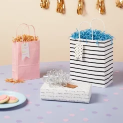 1.50oz Paper Shred Kraft Filler Brown - Spritz™